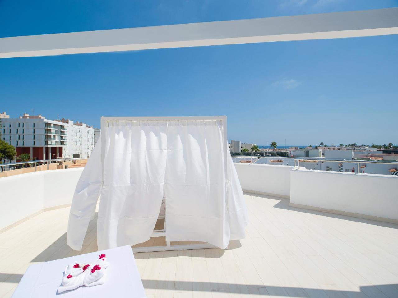 My Way Luxury Ibiza Studio - Ab Group Platja d'en Bossa Eksteriør bilde