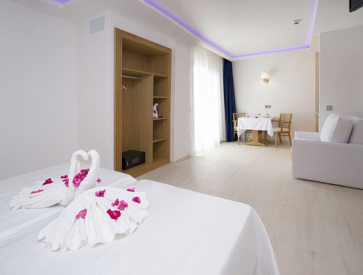 My Way Luxury Ibiza Studio - Ab Group Platja d'en Bossa Eksteriør bilde